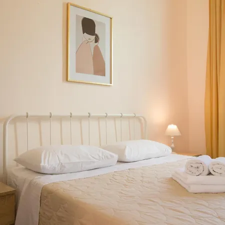 Apartment With Terrace In Heart Of Old Town Of Chania