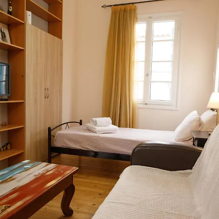 Apartment With Terrace In Heart Of Old Town Of Chania